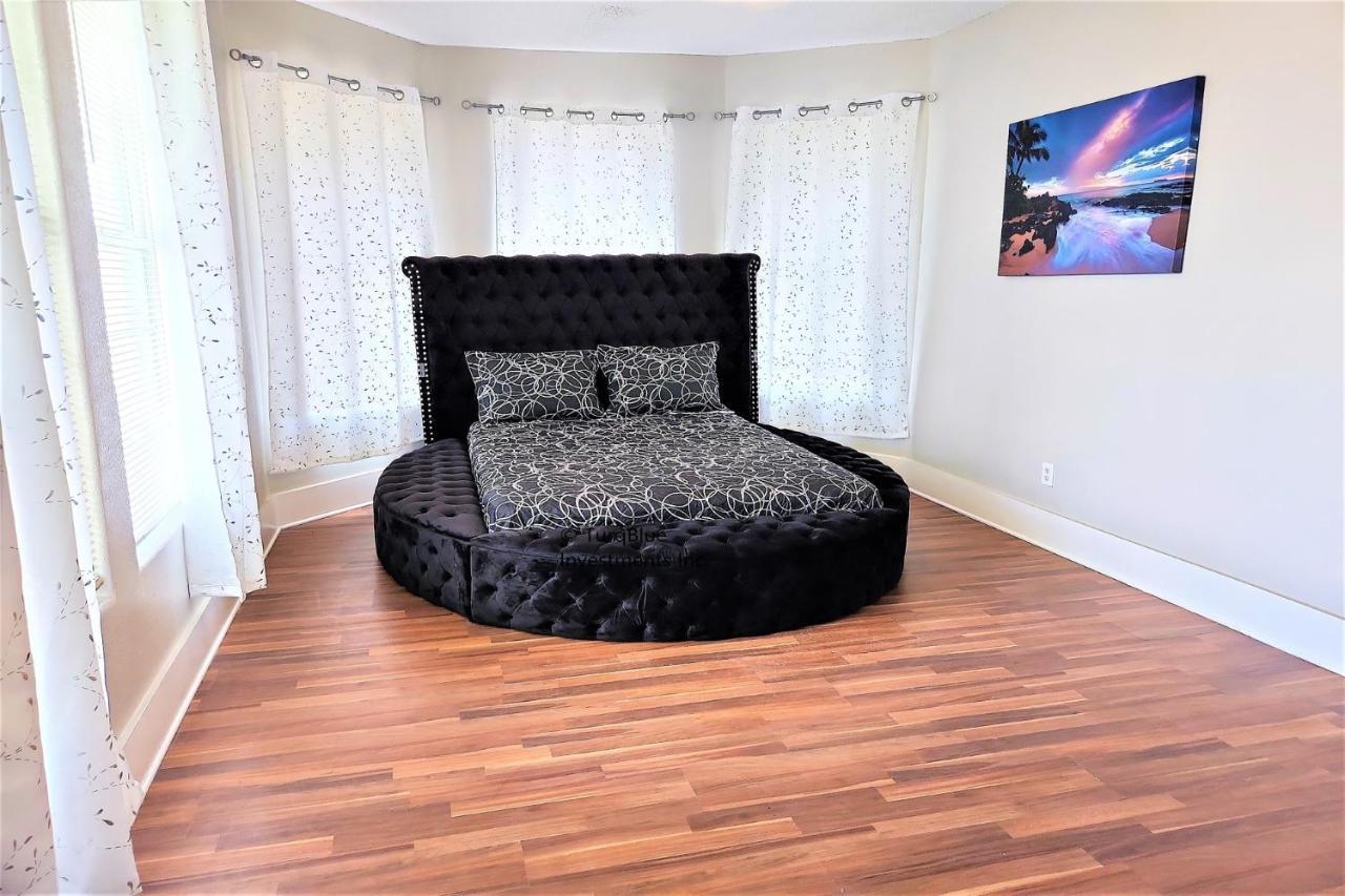 Casaazul-2605A-Couples Retreat By Beach & Pleasure Pier 1 Block Away- 2Bed 2Bath- 7 Minutes To Cruise Terminal Galveston Kültér fotó